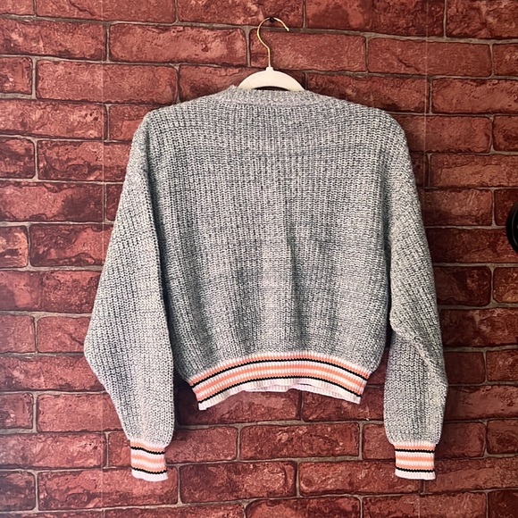 Express cropped turquoise and salmon sweater - Picture 2 of 3